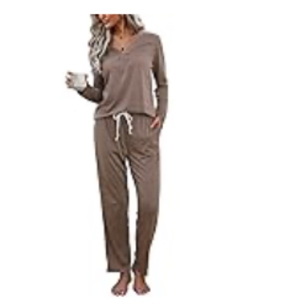 Chic Brown Lounge Set